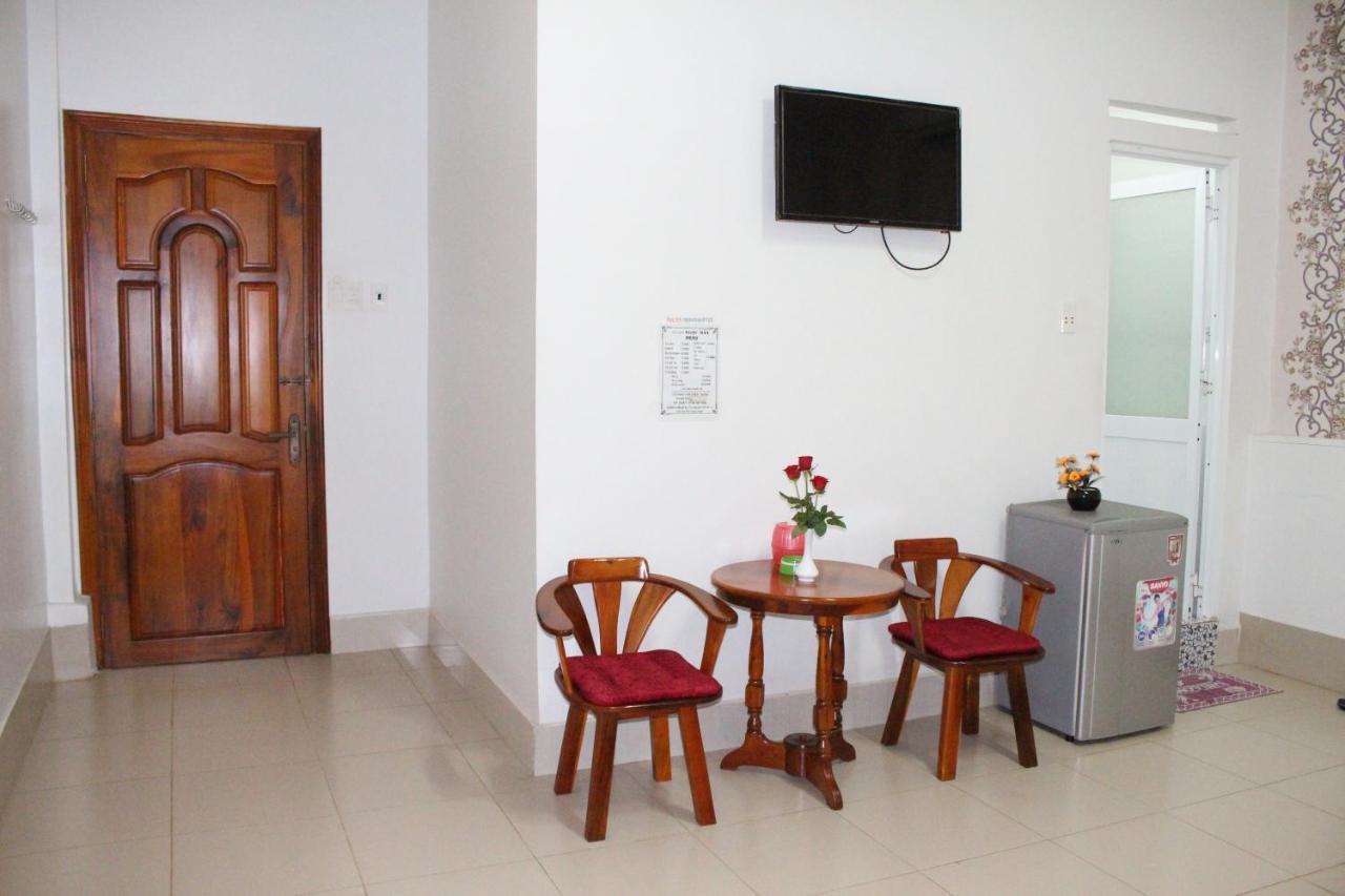 Ngoc May Guesthouse Chau Doc Exterior photo